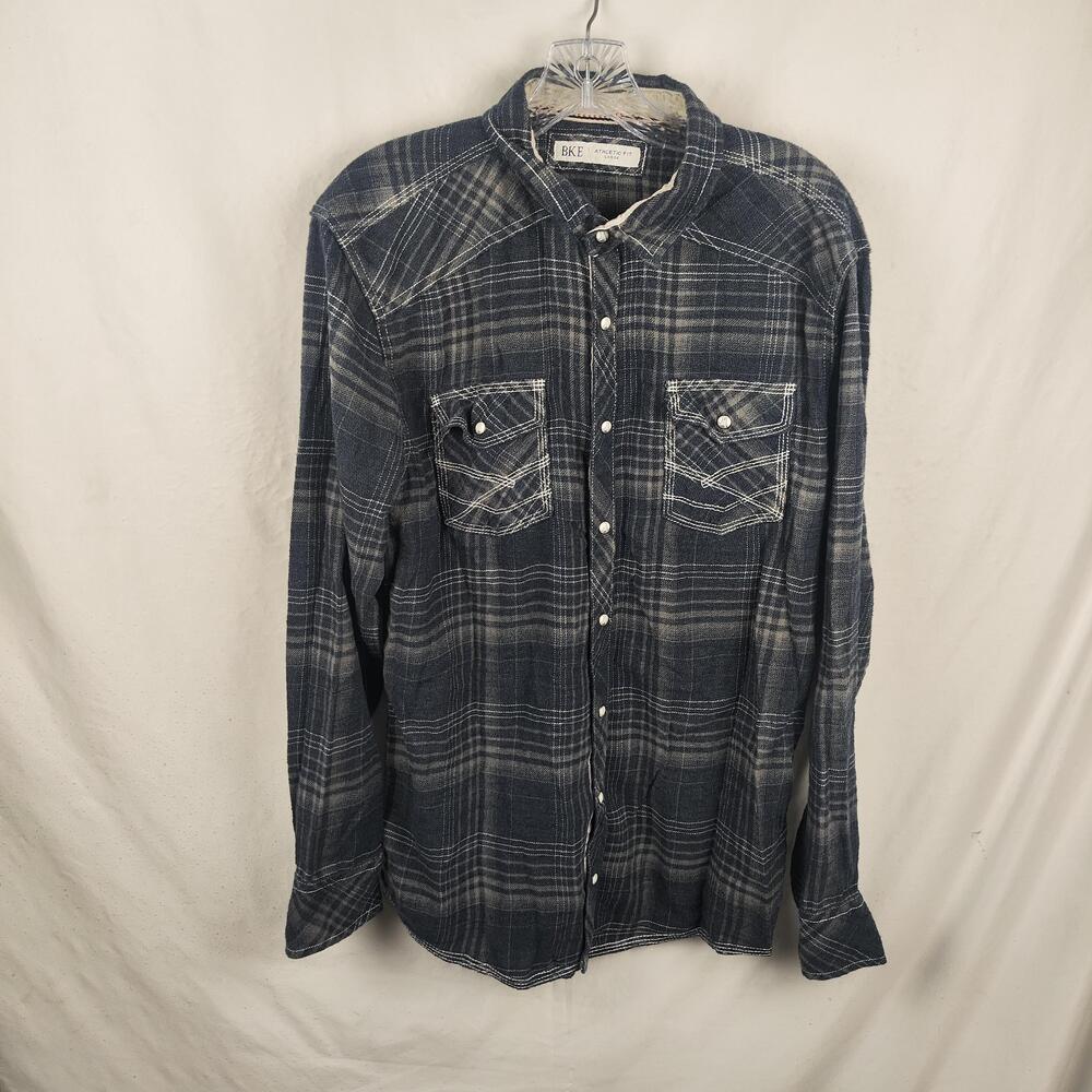 BKE Shirt Mens Large Blue Plaid Flannel Snap Button Long Sleeve Athletic Fit